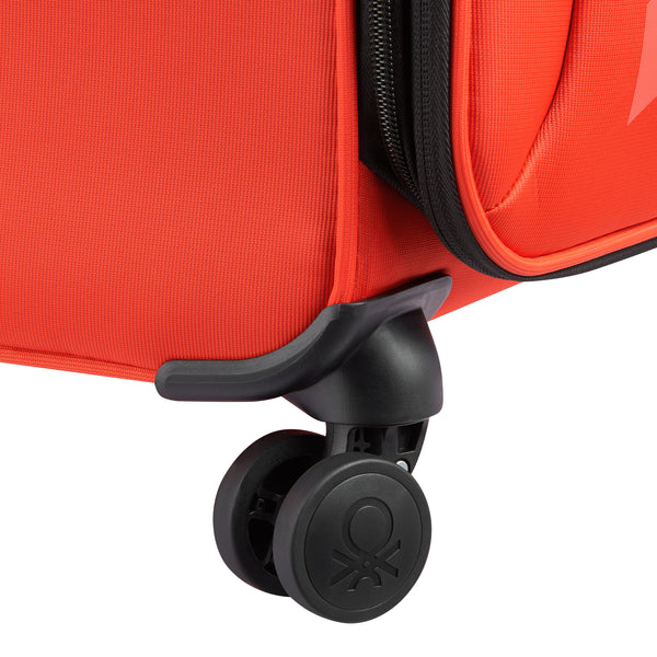 COLOR BLOCK SOFTSIDE 69CM