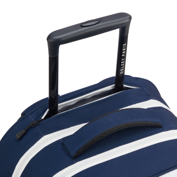 BTS 4 WHEEL VERTICAL BAG