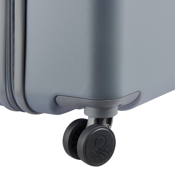 UCB HARDSIDE 70 CM